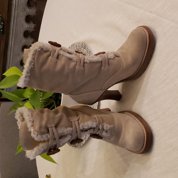 Steve Madden Shoes - Steve Madden Suede & Shearling Lug Boots 6.5 M